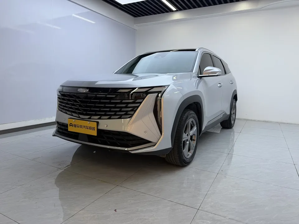 Geely Atlas L Boyue L 2023 1.5TD DCT Luxury 2023 — фото 1, купить с доставкой в Москву