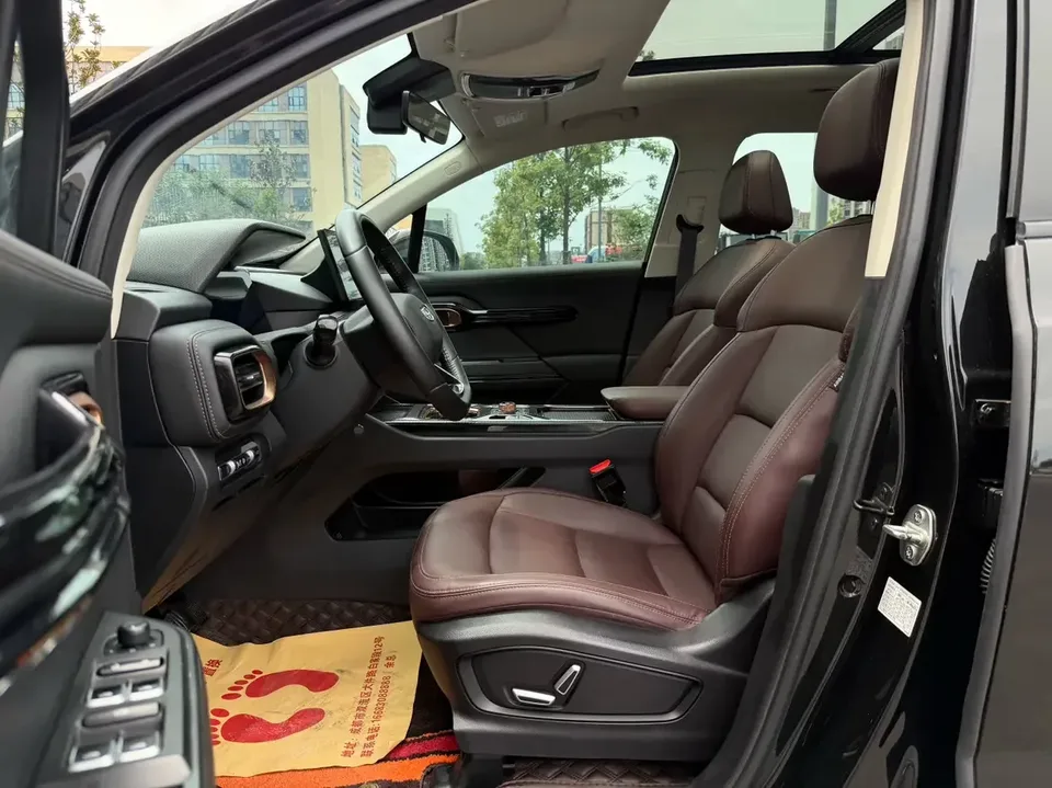 Geely Okavango Haoyue 2022 1.8TD DCT 2022 — thumbnail 4