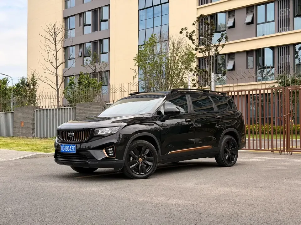 Geely Okavango Haoyue 2022 1.8TD DCT 2022 — photo 1, buy with delivery to Moscow