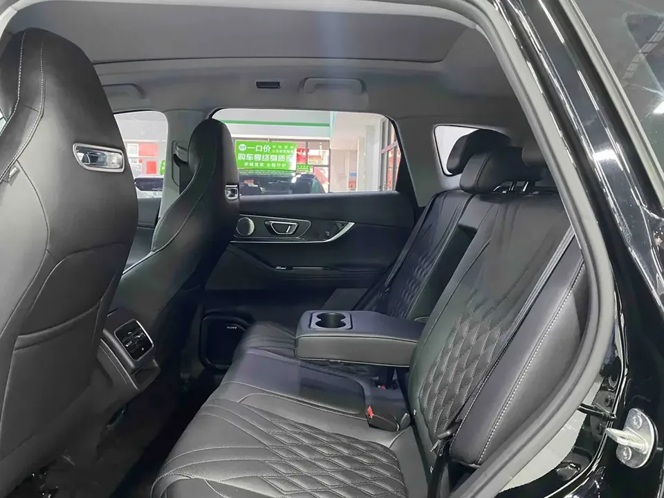 Chery Tiggo 7 Plus Tiggo 7 PLUS 2023 Champion Edition 1.6TGDI DCT Extraordinary 2024 — thumbnail 3
