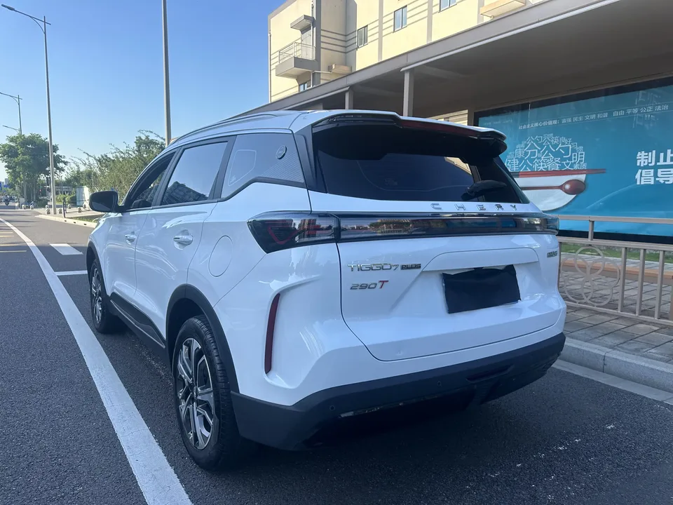 Chery Tiggo 7 Plus Tiggo 7 PLUS 2023 1.6TGDI DCT Premium 2024 — thumbnail 5