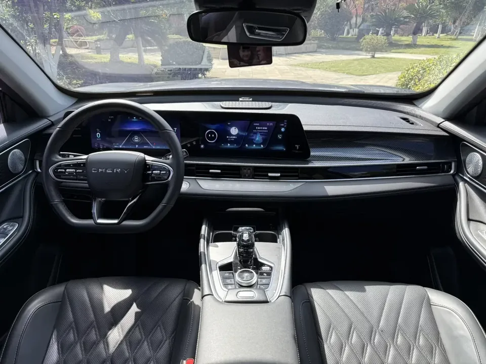 Chery Tiggo 7 Plus Tiggo 7 PLUS 2023 1.6TGDI DCT Premium 2023 — thumbnail 4