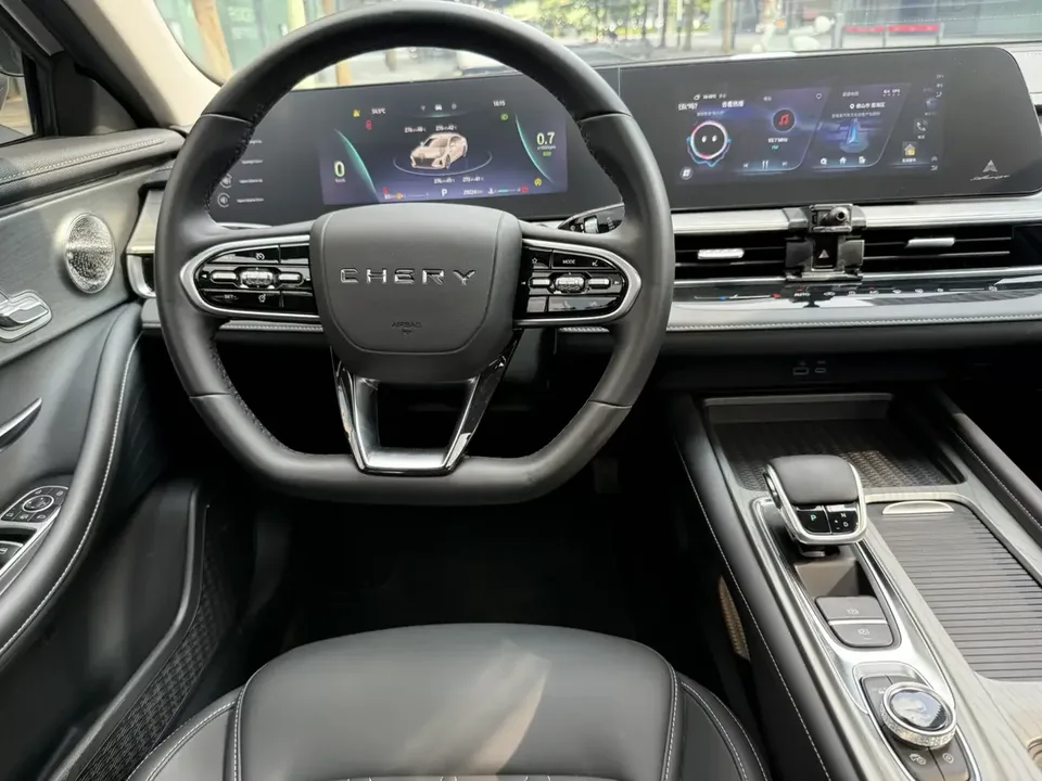 Chery Arrizo 8 Arrizo 8 2022 1.6TGDI DCT 2024 — thumbnail 3
