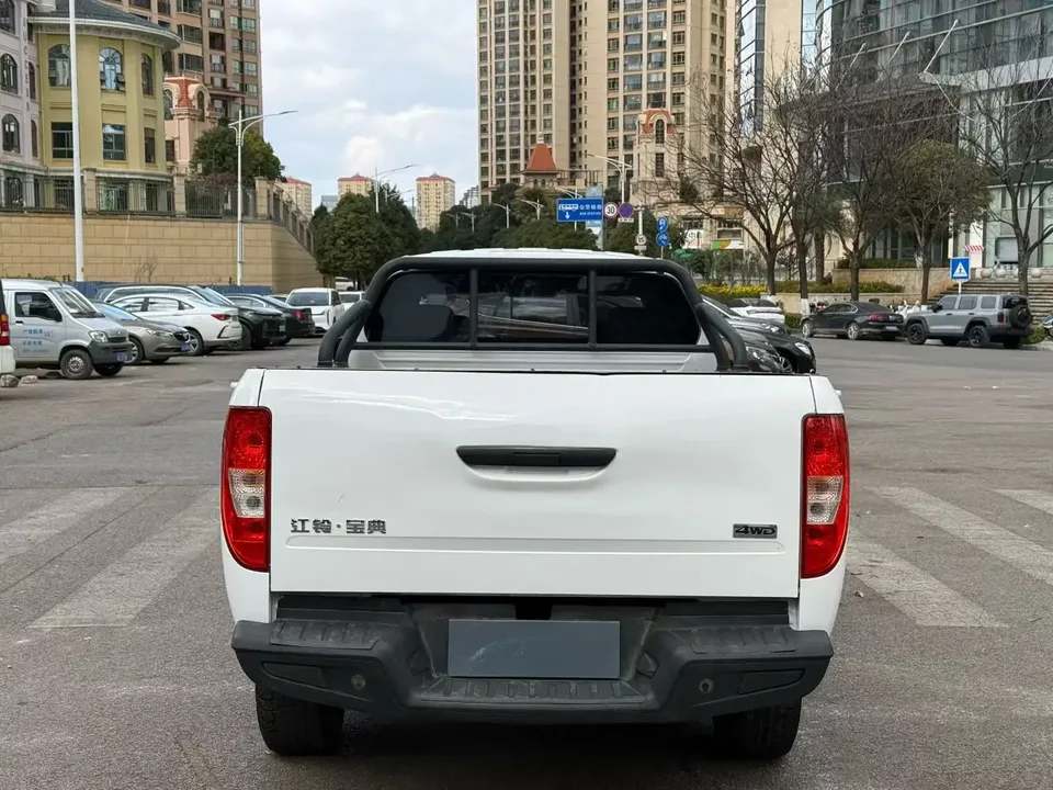 Jiangling Bible bible 2022 2.5T diesel 4WD comfort version standard wheelbase JX4D25A6L 2022 — thumbnail 2