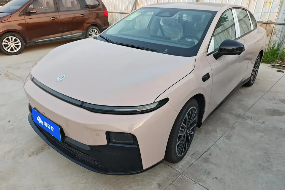 Leapmotor Leap running B01 Leap running B01 2025 430 Comfort Edition 2026 — photo 1, buy with delivery to Moscow