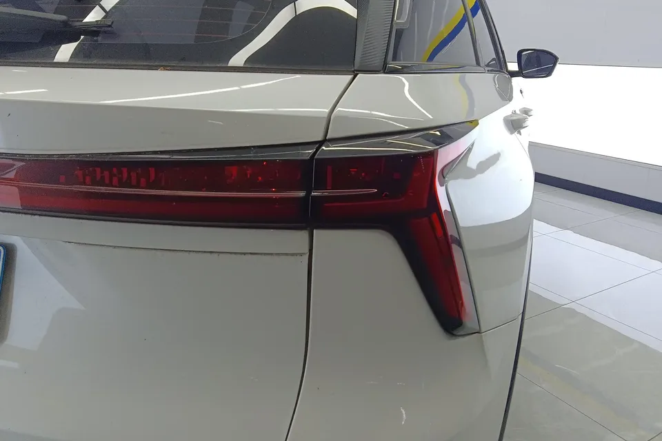 Changan CS75PLUS Changan CS75 PLUS 2023 The third generation 1.5T automatic premium model 2024 — thumbnail 2