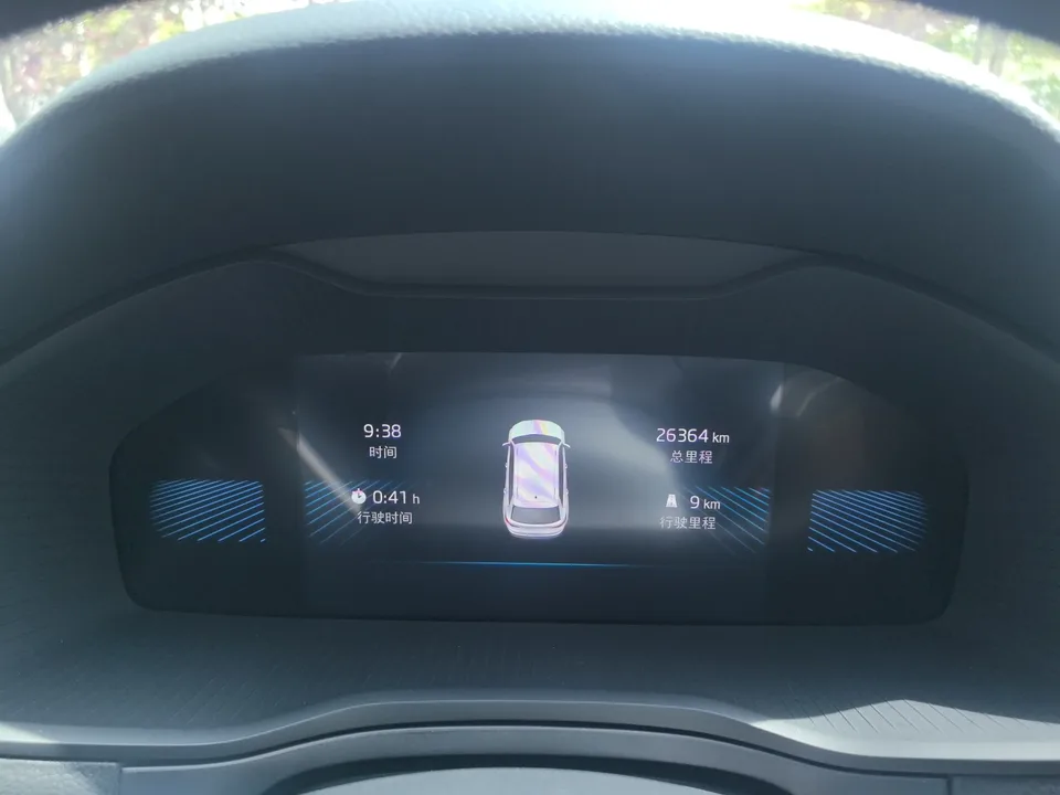 Skoda Karoq Korok 2022 TSI280 Luxury Edition 2023 — thumbnail 5