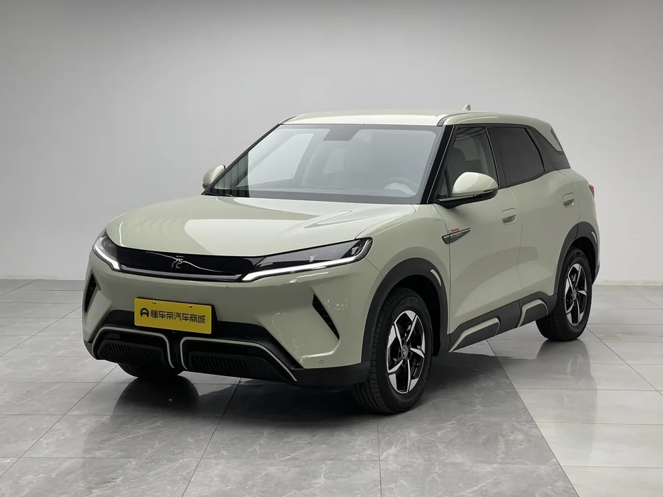 BYD Yuan Up Yuan UP 2024 401KM Leading Type 2024 — photo 1, buy with delivery to Moscow