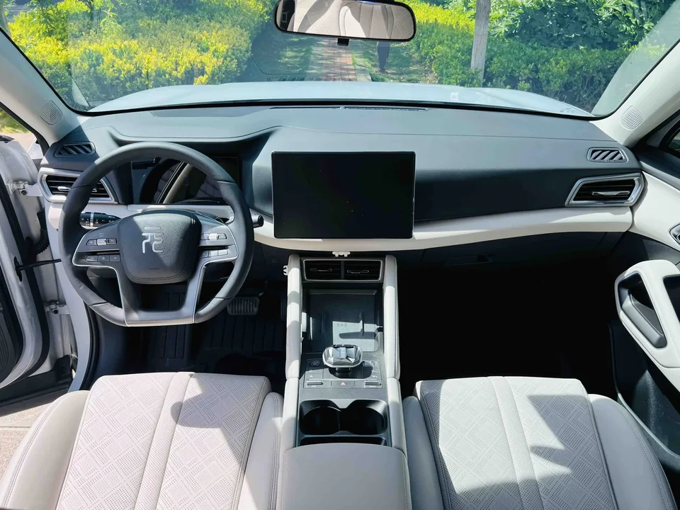 BYD Yuan Up Yuan UP 2024 401KM Surpassing Type 2024 — thumbnail 5