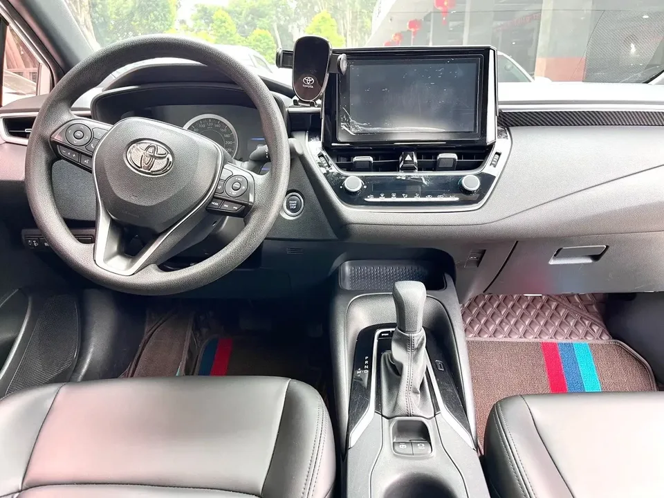 Toyota Levin Lei Ling 2022 185T CVT Deluxe Edition 2022 — миниатюра 3
