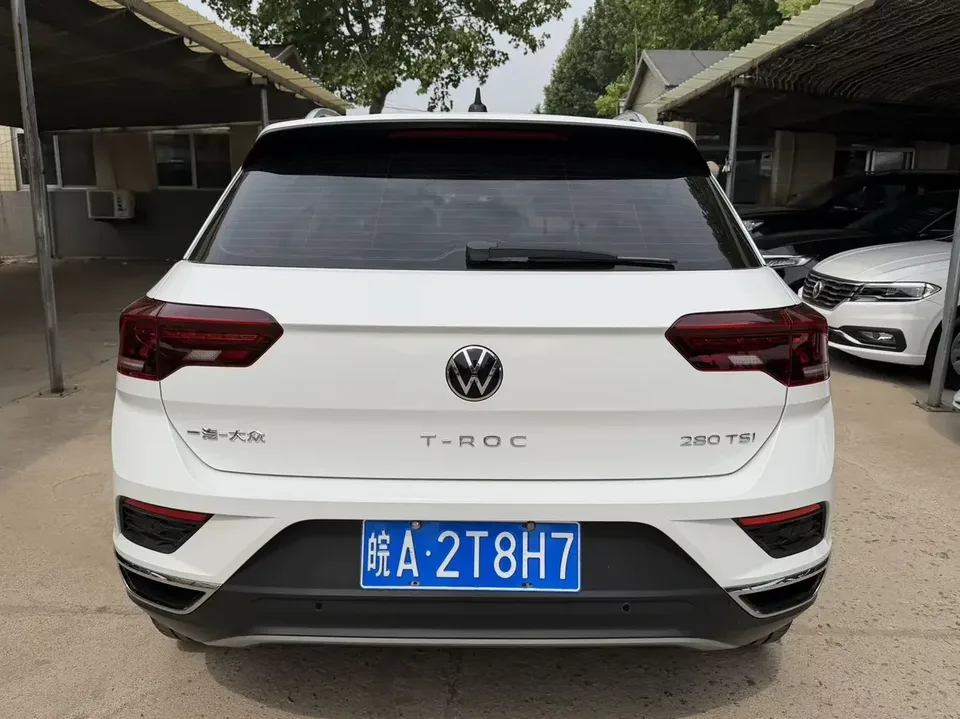 Volkswagen T-Roc TANG 2022 280TSI DSG 2WD Comfort PLUS 2023 — thumbnail 2