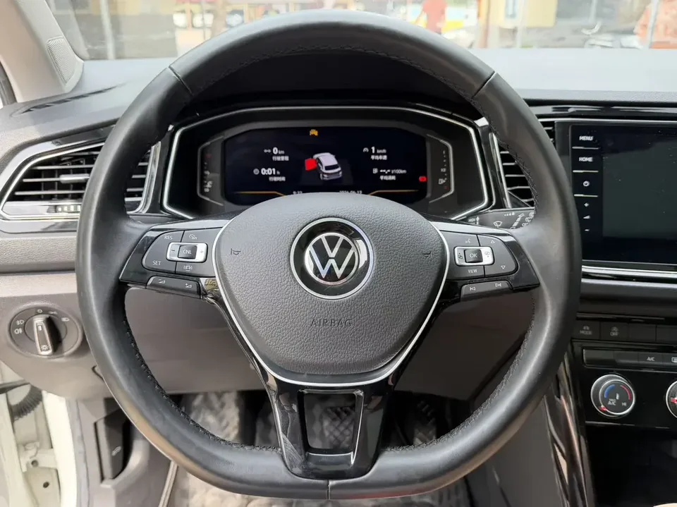 Volkswagen T-Roc TANG 2022 280TSI DSG 2WD Comfort PLUS 2023 — thumbnail 4
