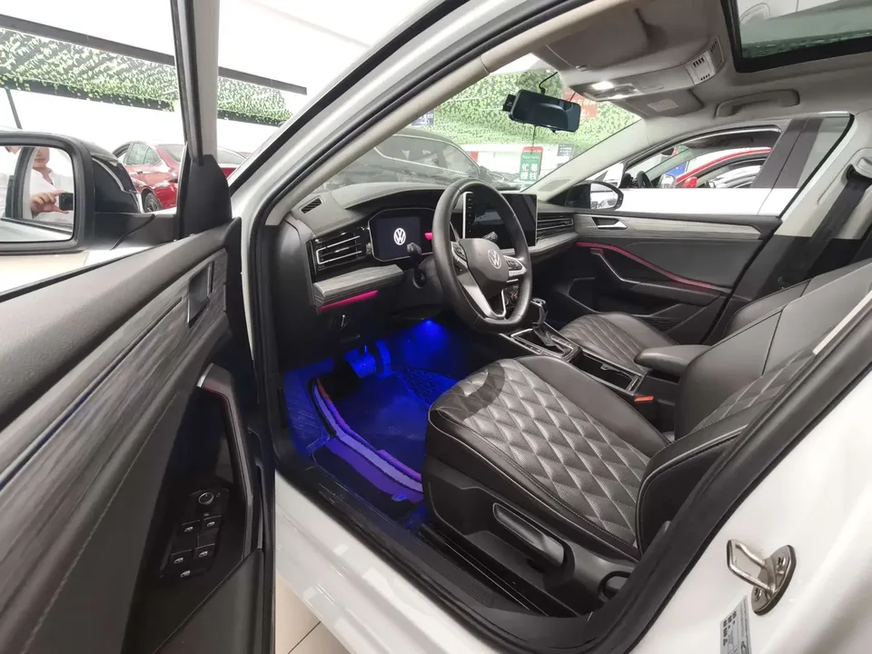 Volkswagen Sagitar Sagitar 2023 280TSI DSG Beyond Edition Plus 2022 — thumbnail 5