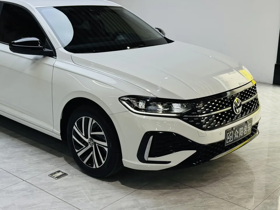 Volkswagen Lavida Lavida 2024 300TSI DSG Starry Sky Forever Edition 2024 — thumbnail 3