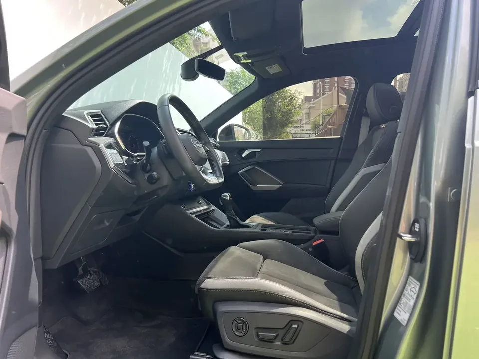 Audi Q3 Audi Q3 2022 35 TFSI Stylish Dynamic 2022 — thumbnail 5
