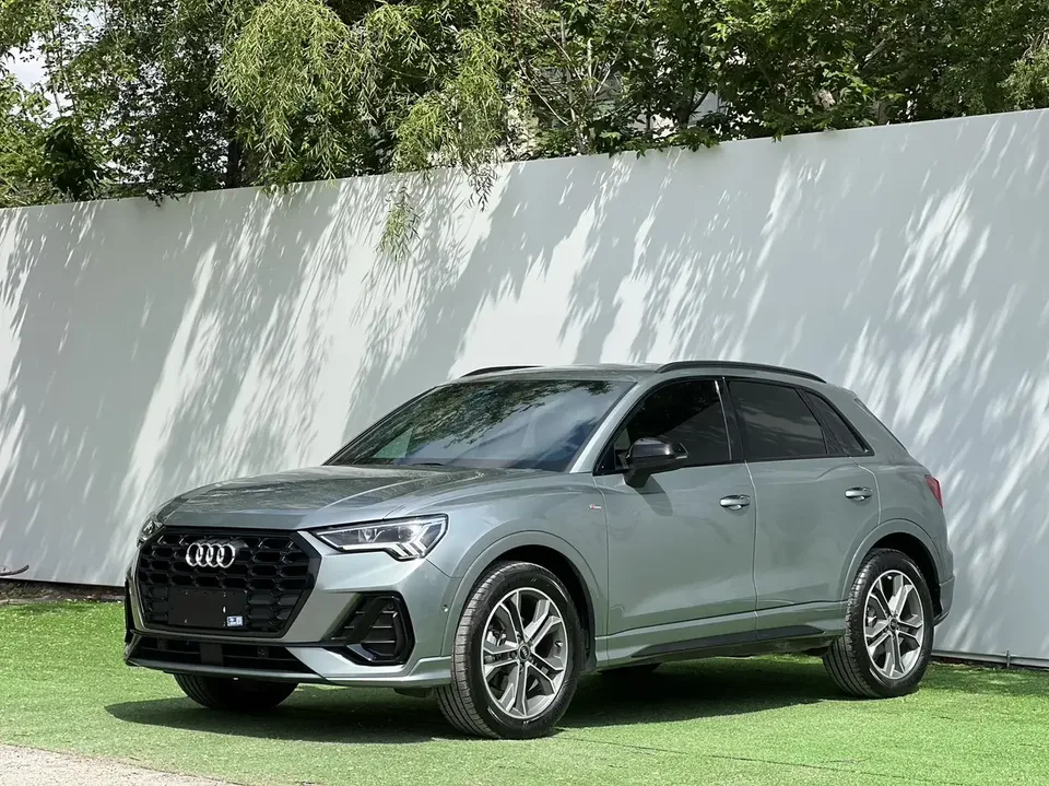 Audi Q3 Audi Q3 2022 35 TFSI Stylish Dynamic 2022 — photo 1, buy with delivery to Moscow