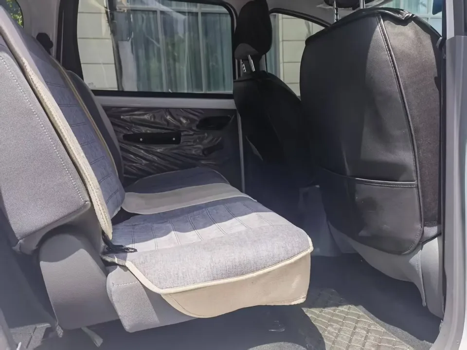 Wuling Hongguang pure electric version Wuling Hongguang pure electric version 2024 300KM Standard 2025 — thumbnail 3