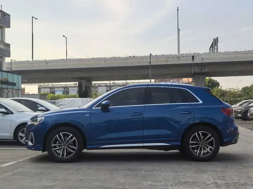 Audi Q3 Audi Q3 2022 35 TFSI Progressive Dynamic 2022 — thumbnail 3
