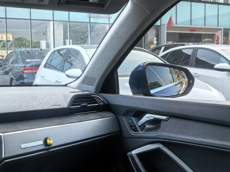 Audi Q3 Audi Q3 2022 35 TFSI Progressive Dynamic 2022 — thumbnail 4