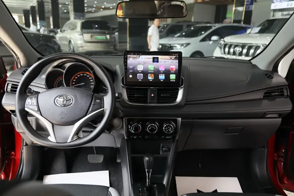 Toyota Yaris L YARiS L to dazzle 2022 X 1.5L CVTPLUS 2023 — thumbnail 3