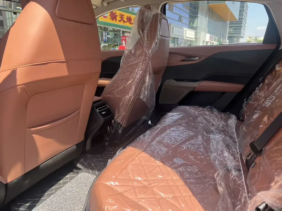 Changan Eado PHEV Eado PHEV 2025 Smart New Blue Whale 145KM Battleship Edition 2025 — thumbnail 3