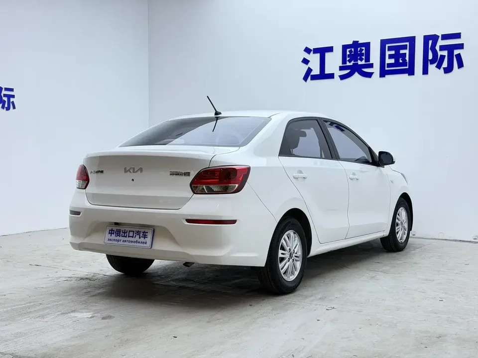 Kia Pegas Huanchi 2020 1.4L Automatic Comfort Sunroof Edition 2022 — thumbnail 2