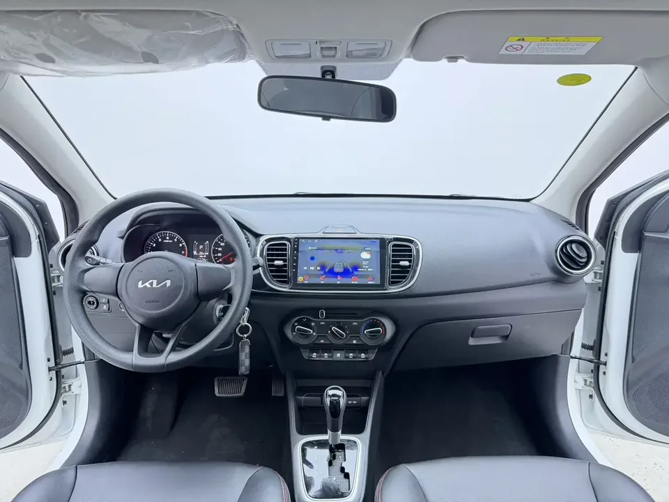 Kia Pegas Huanchi 2020 1.4L Automatic Comfort Sunroof Edition 2022 — thumbnail 3