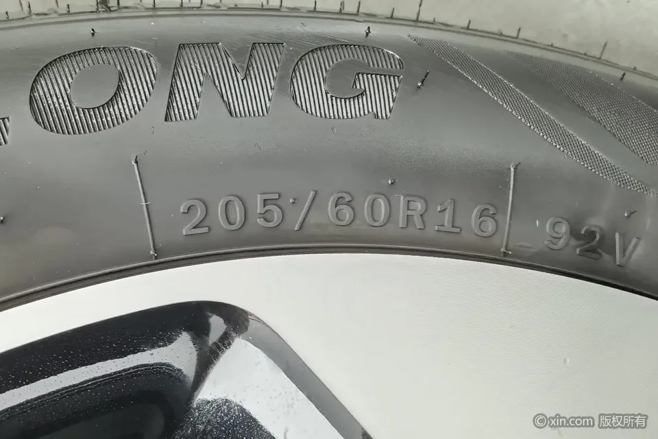 Geely Star Wish Star Wish 2026 410km Explorer Edition 2025 — thumbnail 3