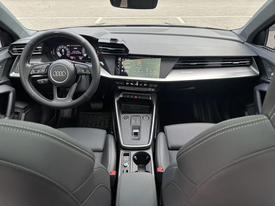 Audi A3 Audi A3 2023 A3L Limousine 35 TFSI facelift: stylish and sporty 2023 — thumbnail 4