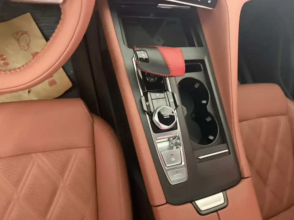 Changan CS75PLUS Changan CS75 PLUS 2023 The third generation 1.5T automatic premium model 2023 — thumbnail 4