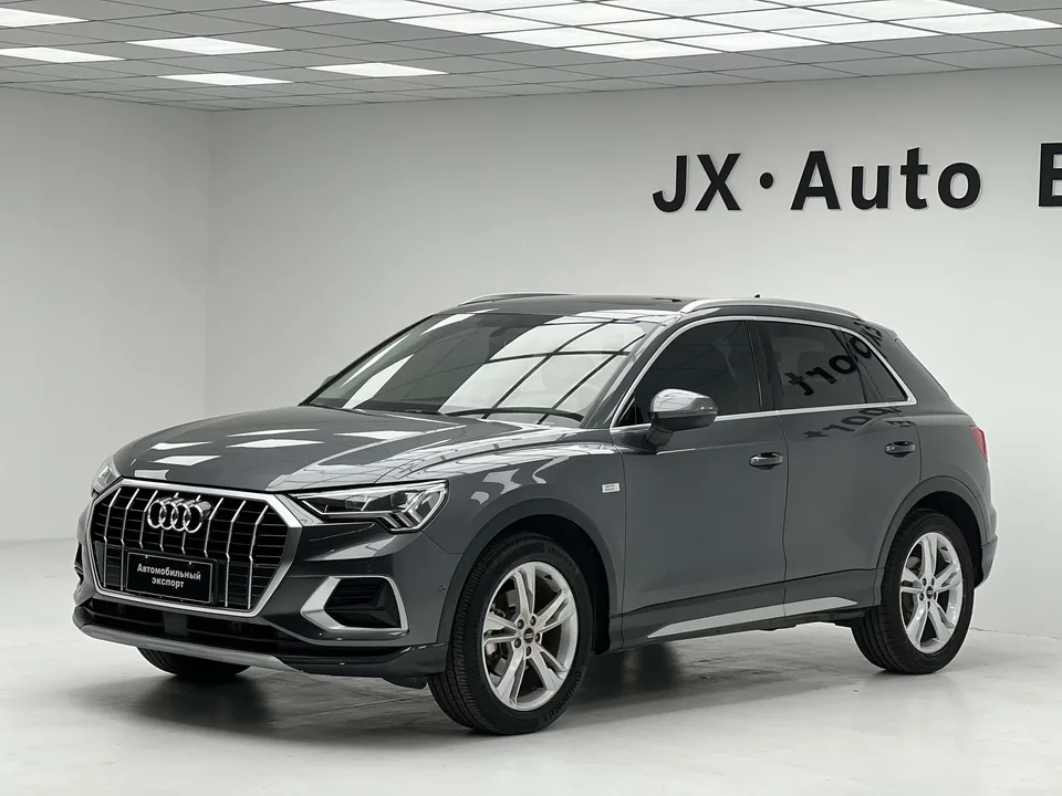 Audi Q3 Audi Q3 2022 35 TFSI Stylish and Elegant 2022 — photo 1, buy with delivery to Moscow