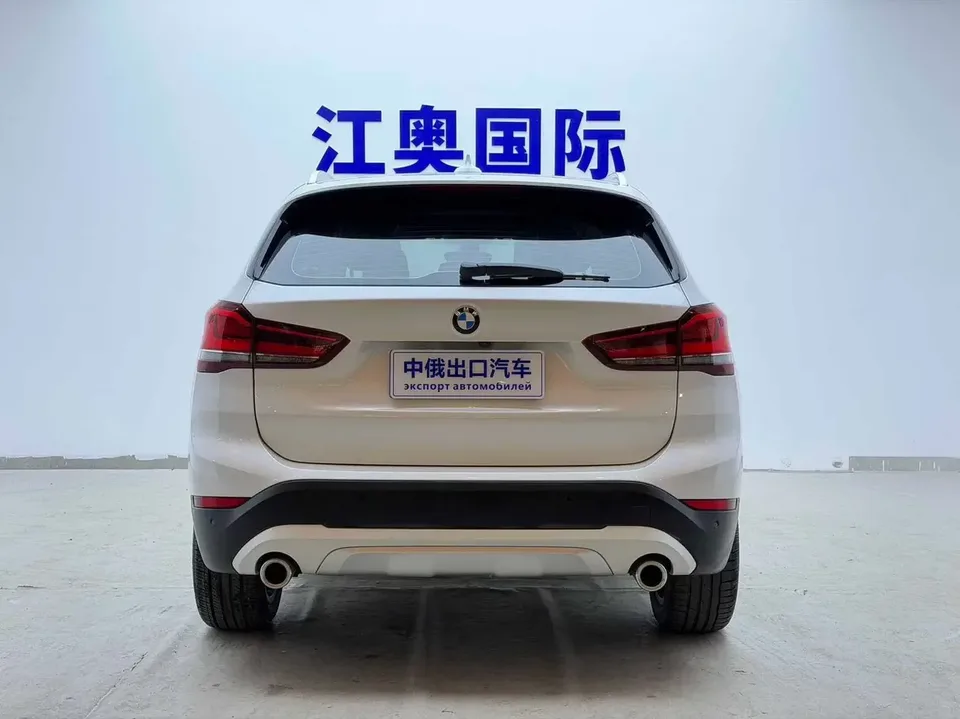 BMW X1 BMW X1 2022 sDrive20Li Fashion 2022 — thumbnail 2