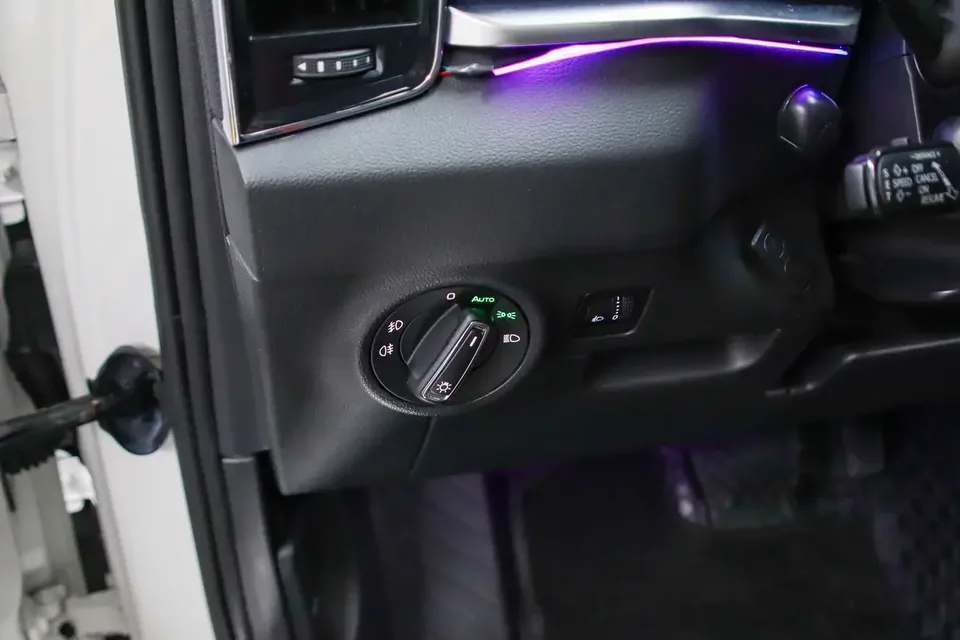 Skoda Karoq Korok 2022 TSI280 Premium Edition 2022 — thumbnail 5