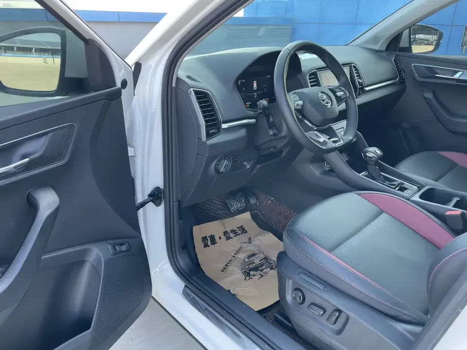 Skoda Karoq Korok 2022 TSI280 Smart Edition 2022 — thumbnail 4