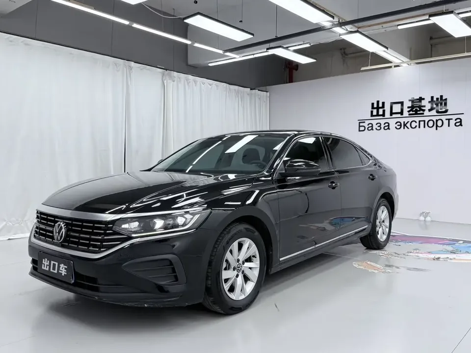 Volkswagen Passat Passat 2023 280TSI Business Edition 2022 — photo 1, buy with delivery to Moscow