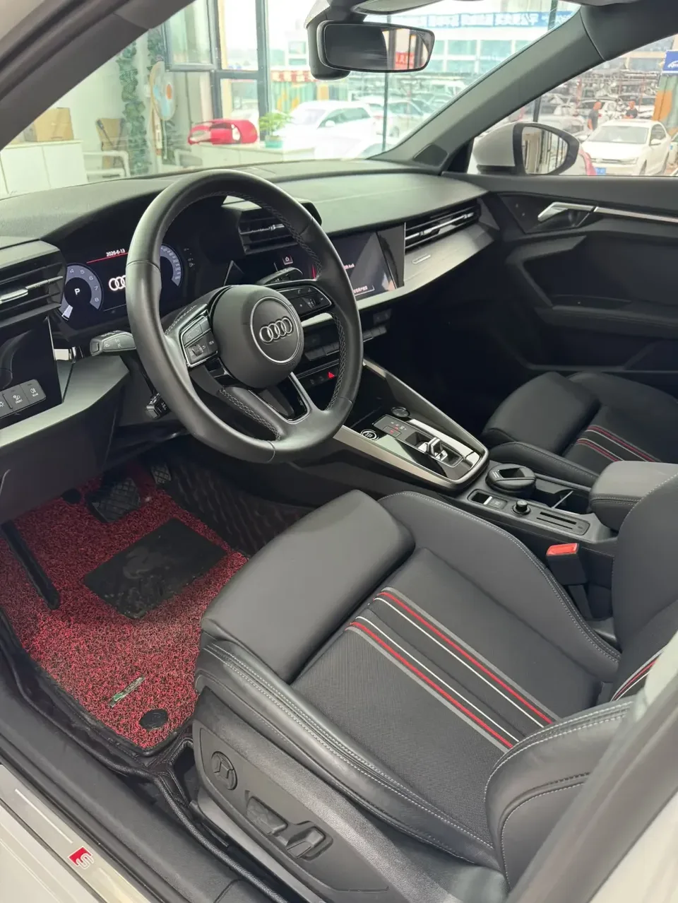 Audi A3 Audi A3 2022 Sportback 35 TFSI Stylish and sporty 2022 — thumbnail 4