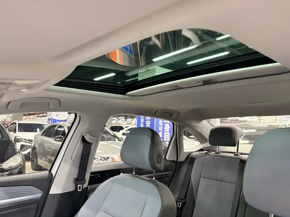 Volkswagen Lavida Lavida 2023 1.5L Automatic 5 Million Edition 2022 — thumbnail 3