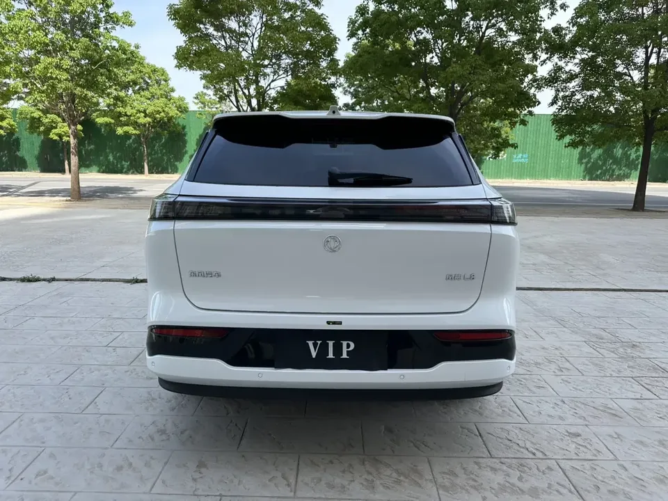 Dongfeng Fengshen L8 PHEV Dongfeng Fengshen L8 PHEV 2025 185KM Dream Edition 2025 — thumbnail 2