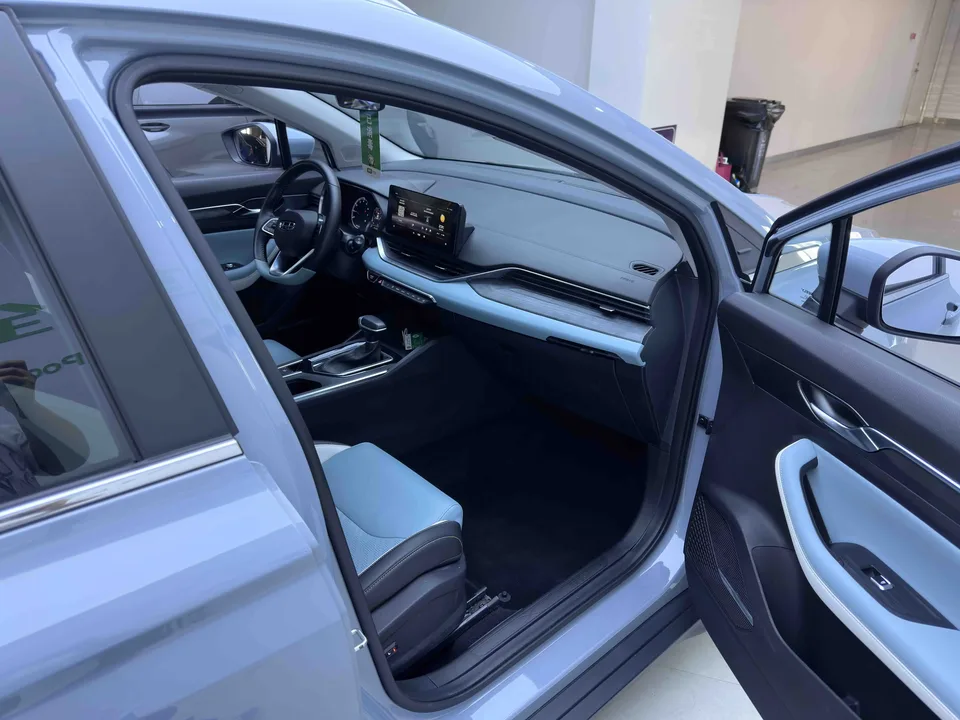 Geely Emgrand S Emgrand S 2022 1.4T CVT Crossover Player Edition 2022 — thumbnail 4