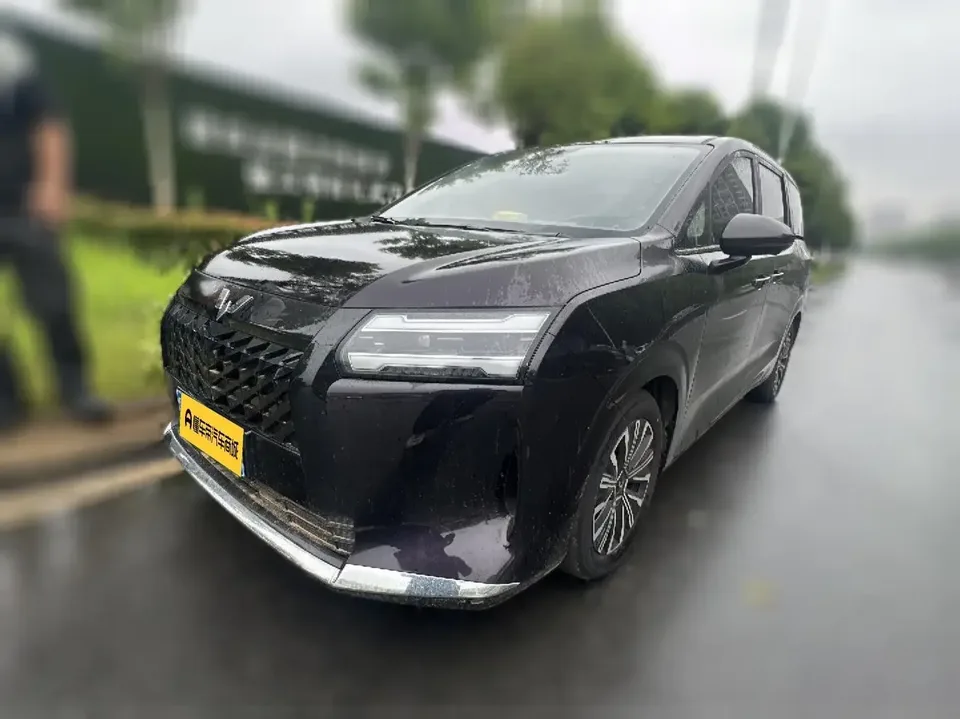 Wuling Starlight 730 Starlight 730 2025 1.5T CVT Elite 2026 — photo 1, buy with delivery to Moscow