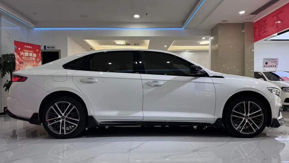 Geely Preface Xing Rui 2024 2.0T Xiaohan Edition 2024 — thumbnail 2