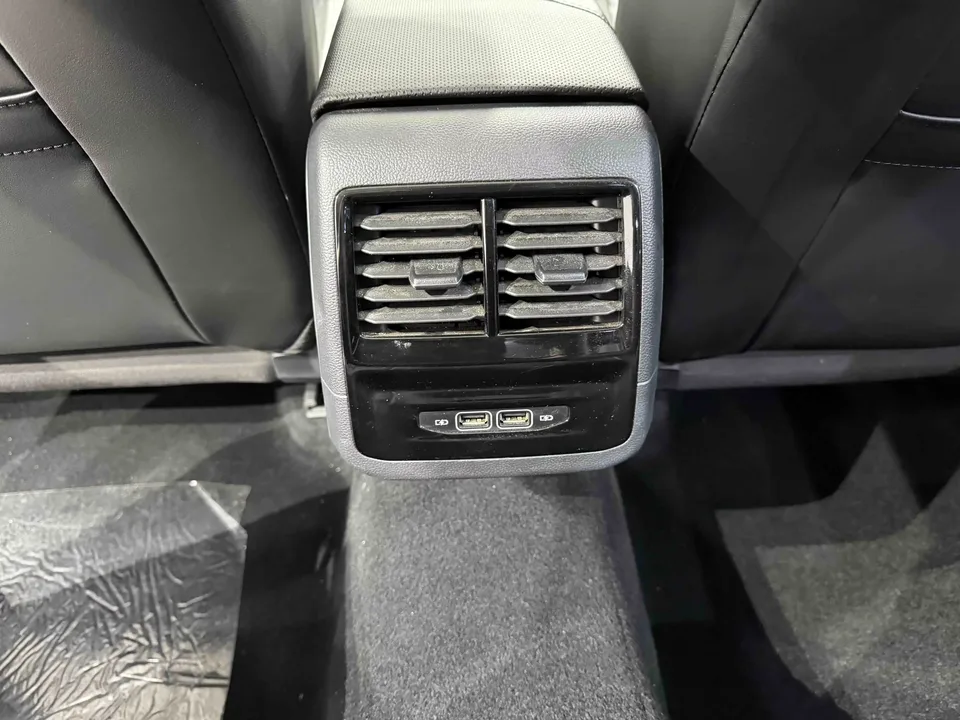 Volkswagen Sagitar Sagitar 2023 280TSI DSG Beyond Edition 2022 — thumbnail 4