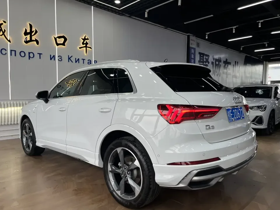 Audi Q3 Audi Q3 2023 35 TFSI Stylish Dynamic 2023 — thumbnail 4