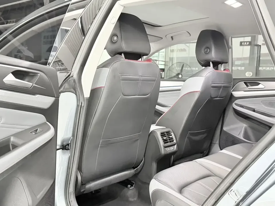 Volkswagen Lamando Lingdu 2023 Lingdu L 280TSI DSG Cool Edition 2023 — thumbnail 5