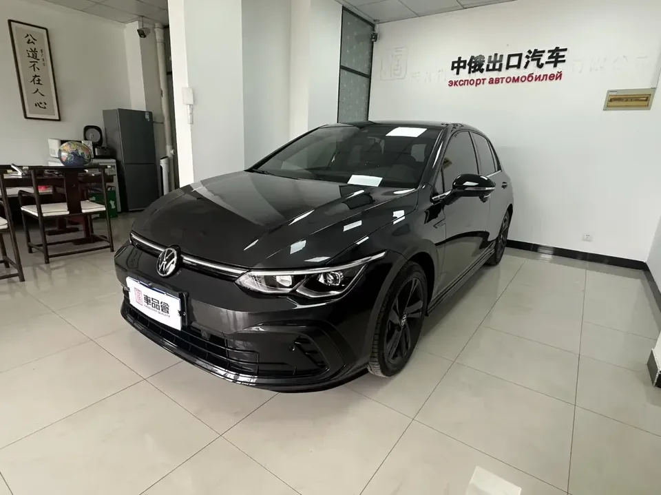 Volkswagen Golf golf 2021 280TSI DSG R-Line 2022 — photo 1, buy with delivery to Moscow