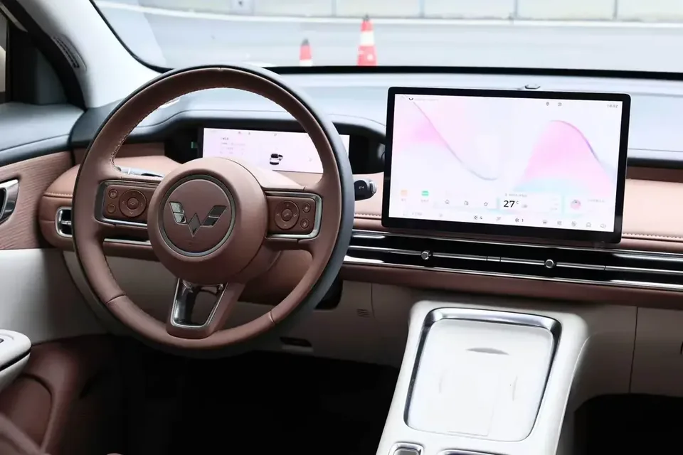 Wuling Bingo S Bingo S 2025 430km Flagship Model 2025 — thumbnail 3