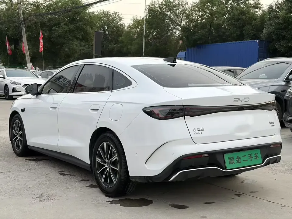 BYD Seal 06DM Seal 06DM 2025 DM-i 80KM Premium Edition 2025 — thumbnail 4