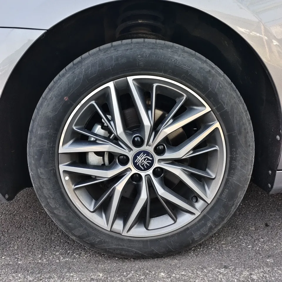 BYD Qin PLUS DM Qin PLUS DM 2023 DM-i Champion Edition 120KM Excellence 2023 — thumbnail 2