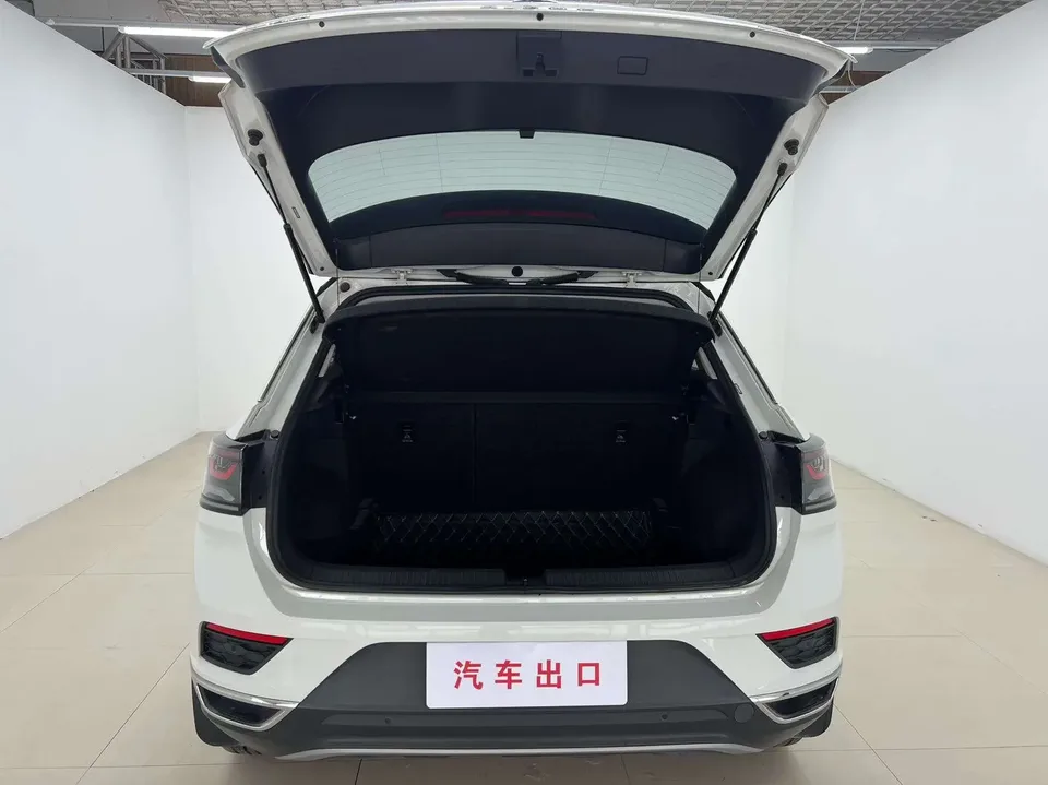 Volkswagen T-Roc TANG 2023 280TSI DSG Time Edition 2023 — thumbnail 5