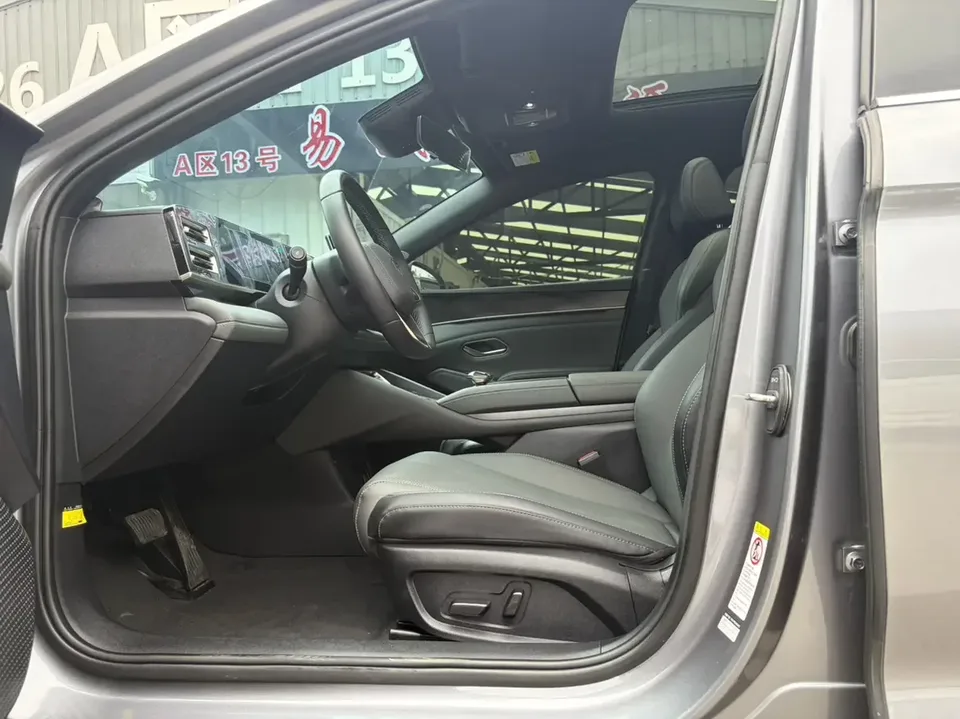 BYD Qin L DM Qin L DM 2024 DM-i 120KM Leading Type 2024 — миниатюра 5